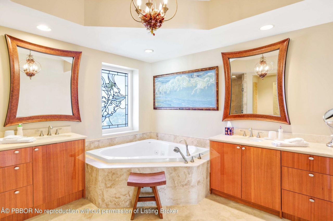 2700 N Ocean Drive, Unit APT 905B, Riviera Beach, FL 33404 Photo