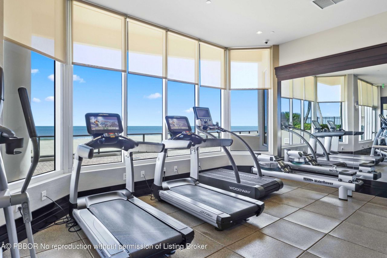 2700 N Ocean Drive, Unit APT 905B, Riviera Beach, FL 33404 Photo