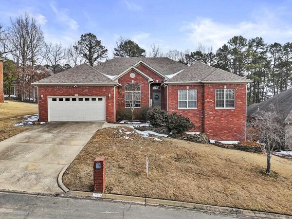 1905 Wellington Woods Drive, Little Rock, AR 72211