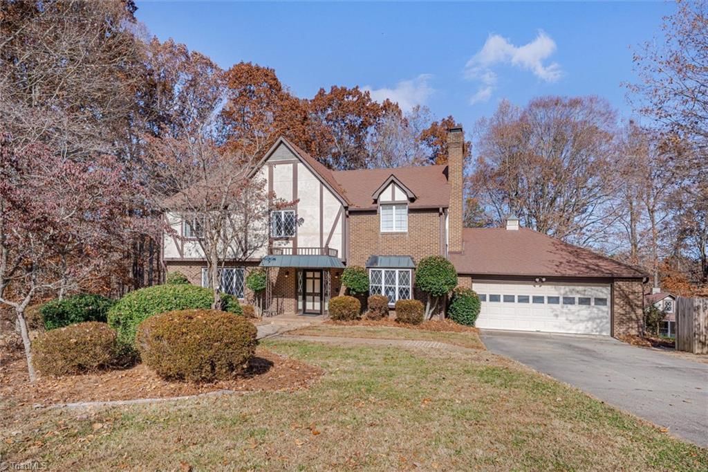 1016 Shalimar Drive, High Point, NC 27262 Main Photo