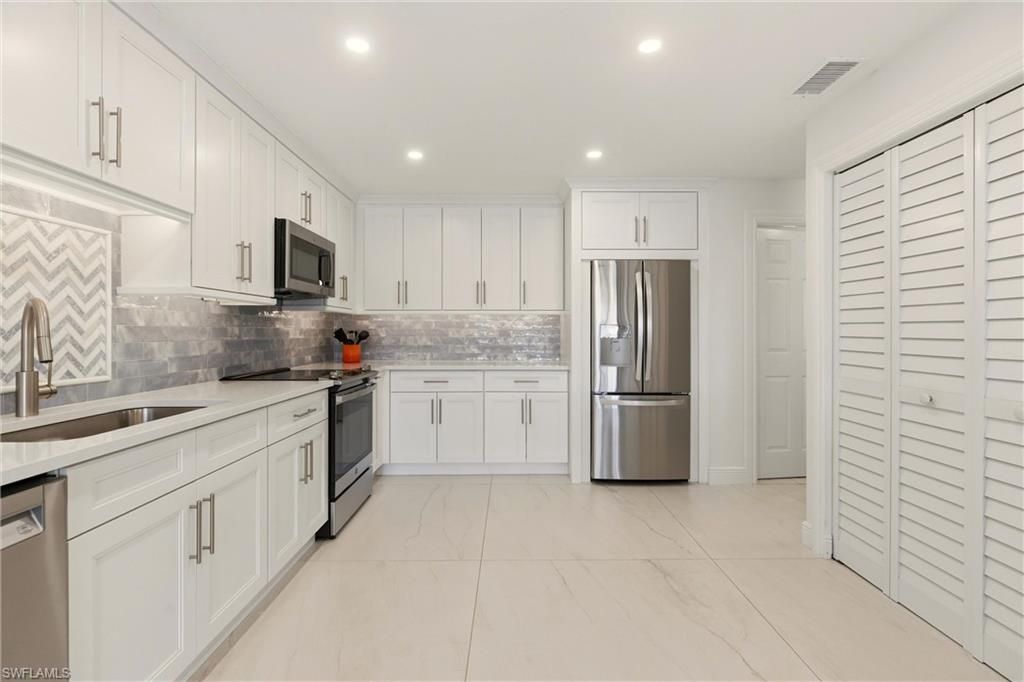 28432 Highgate Dr, Bonita Springs, FL 34135 Photo