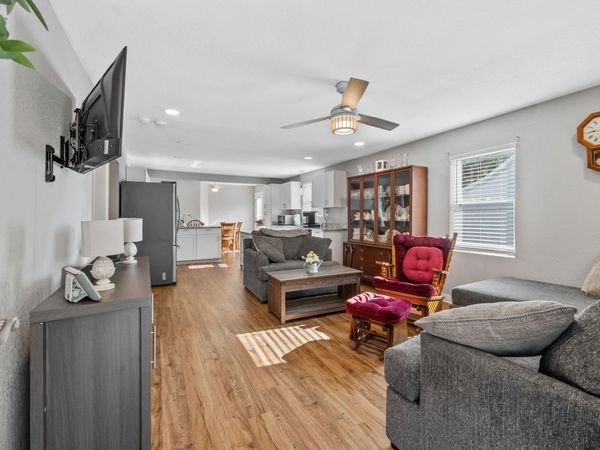 939 Shearor St , Clarksville, TN 37040