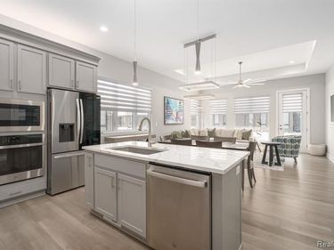 7484 Gramercy Circle, West Bloomfield Twp, MI 48322