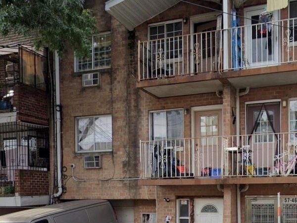 5748 Van Doren Street , Corona, NY 11368