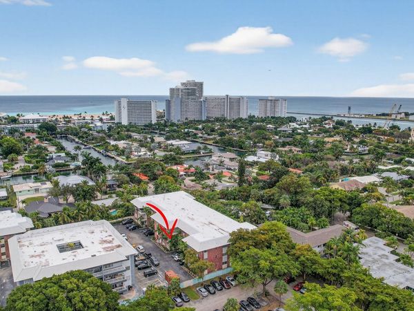 2424 SE 17th Street, Unit 208b, Fort Lauderdale, FL 33316