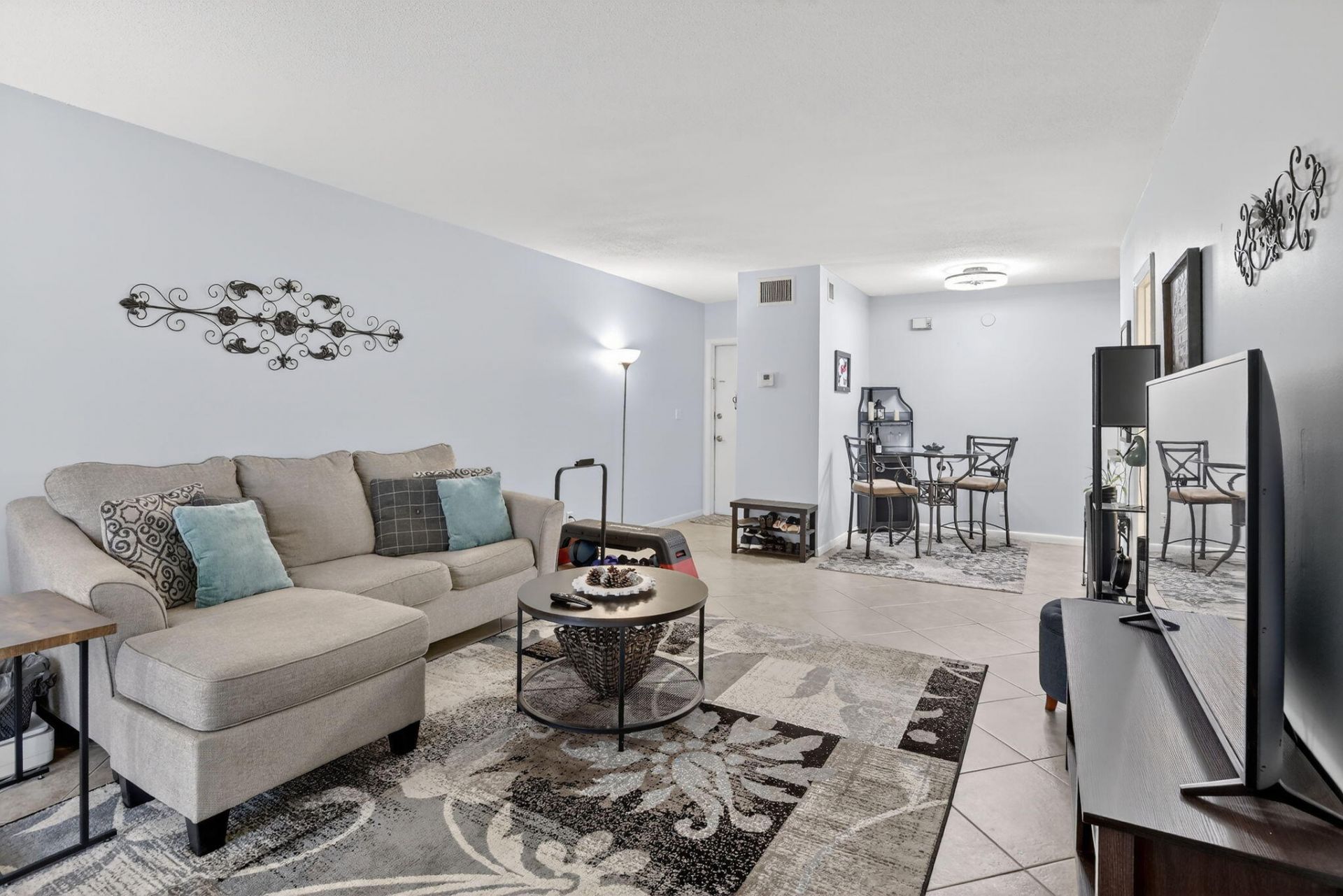 2424 SE 17th Street, Unit 208b, Fort Lauderdale, FL 33316 Photo