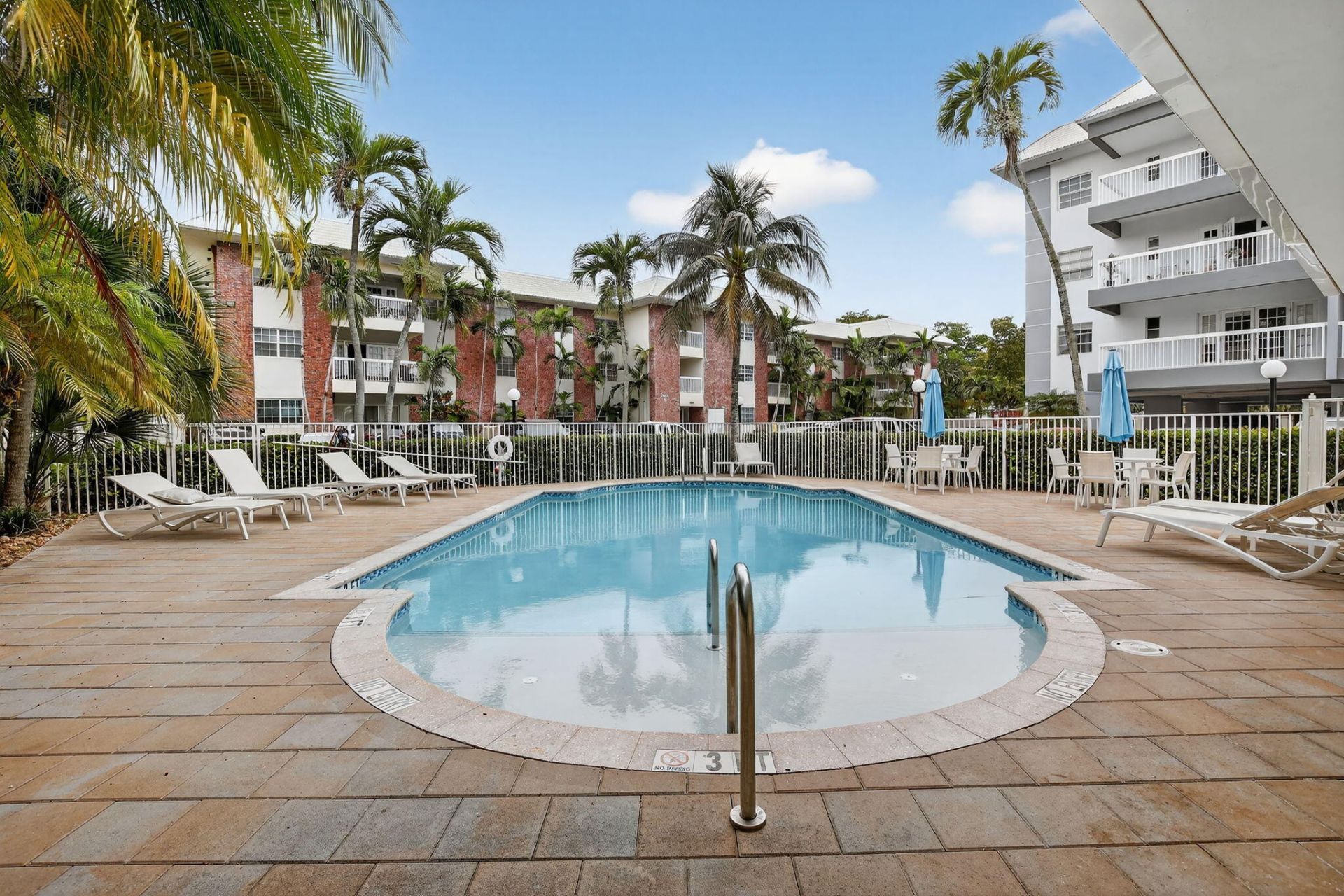 2424 SE 17th Street, Unit 208b, Fort Lauderdale, FL 33316 Photo