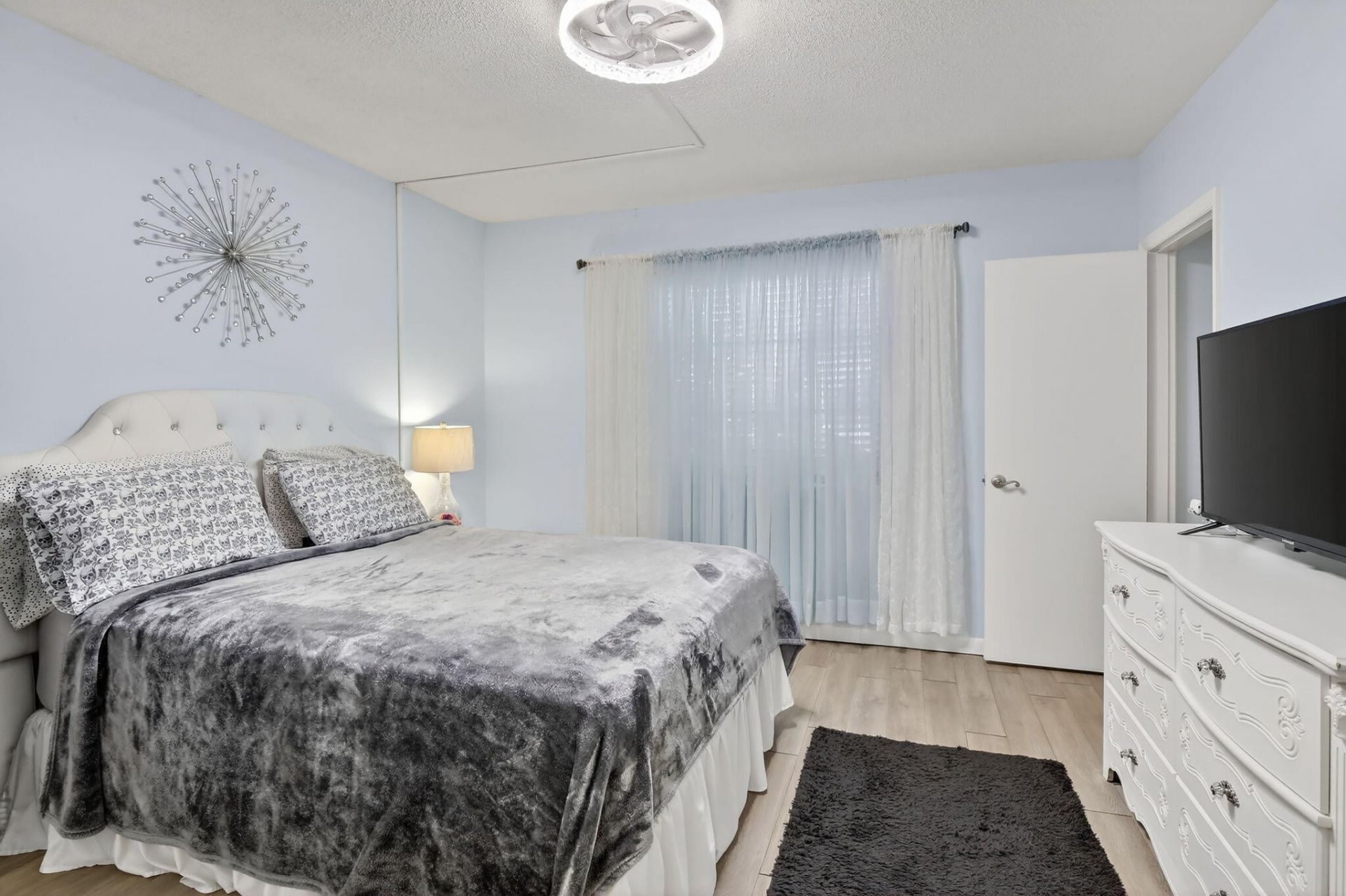 2424 SE 17th Street, Unit 208b, Fort Lauderdale, FL 33316 Photo