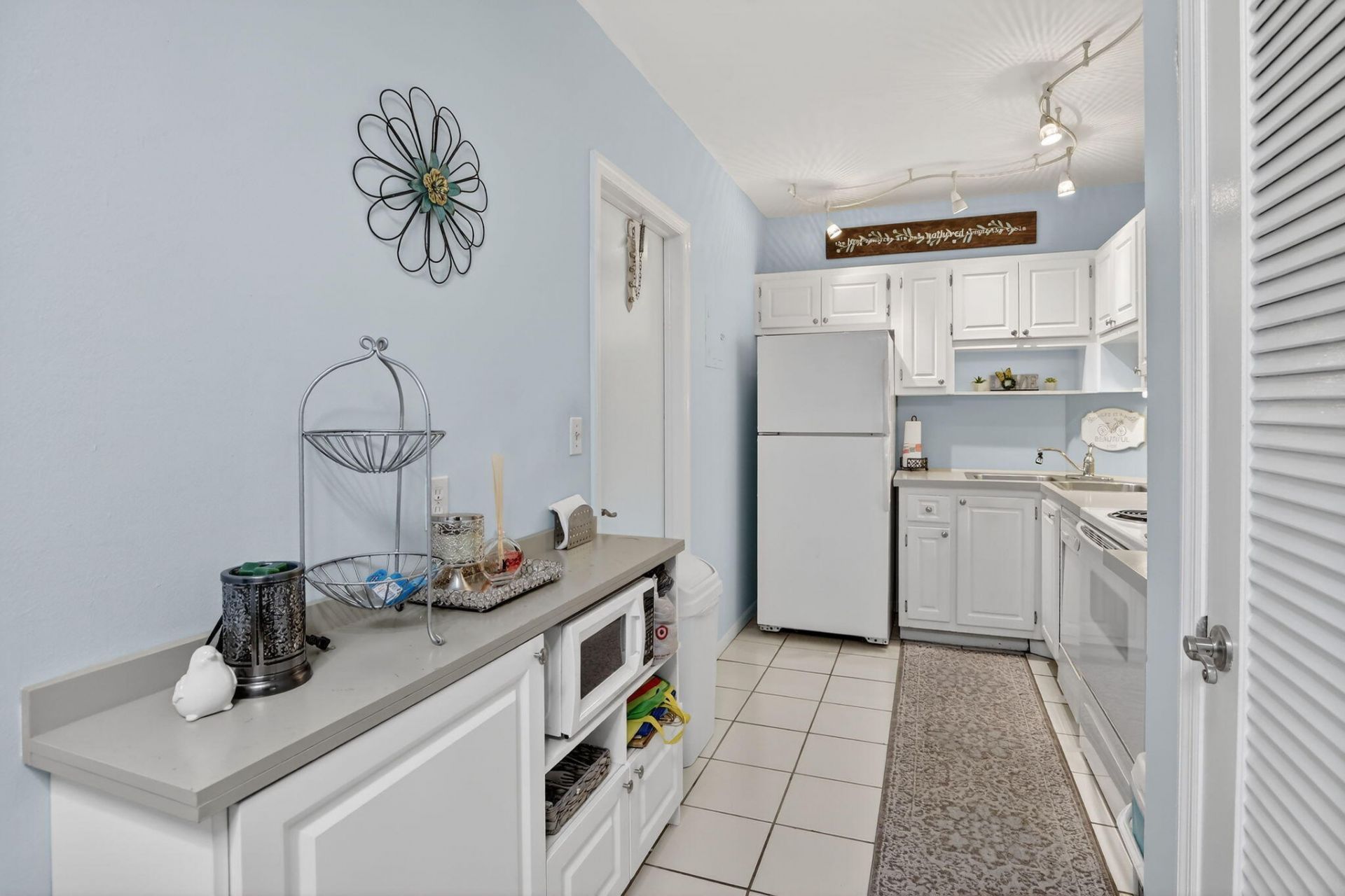 2424 SE 17th Street, Unit 208b, Fort Lauderdale, FL 33316 Photo