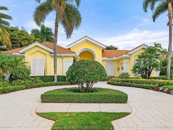 103 Pembroke Drive, Palm Beach Gardens, FL 33418