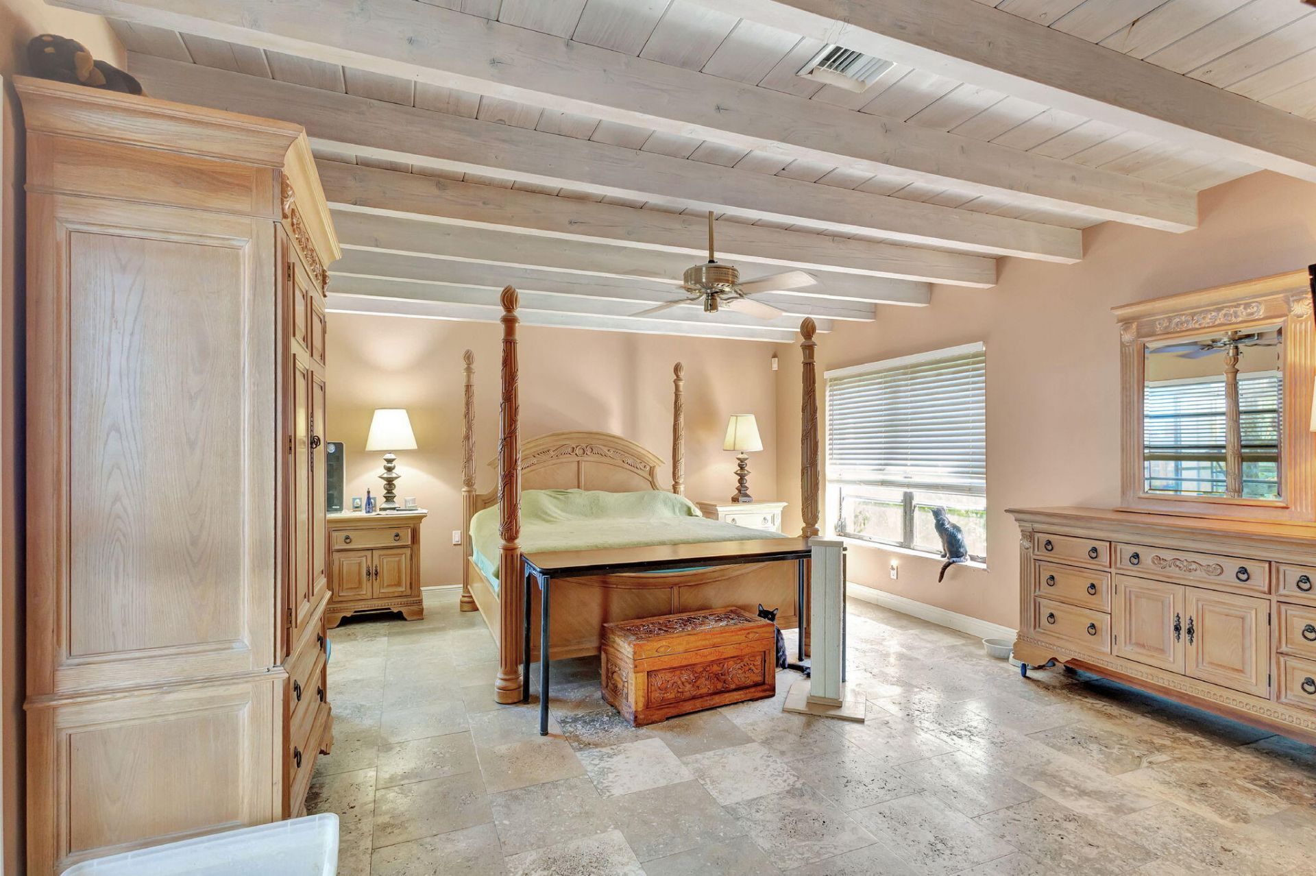 550 Skylake Drive, West Palm Beach, FL 33415 Photo