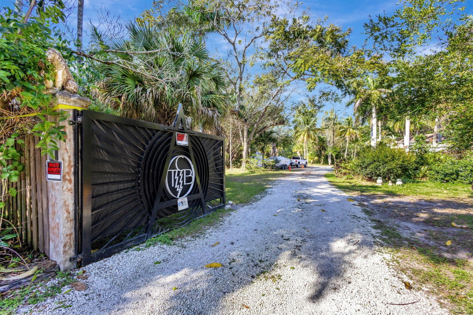 550 Skylake Drive, West Palm Beach, FL 33415 Photo