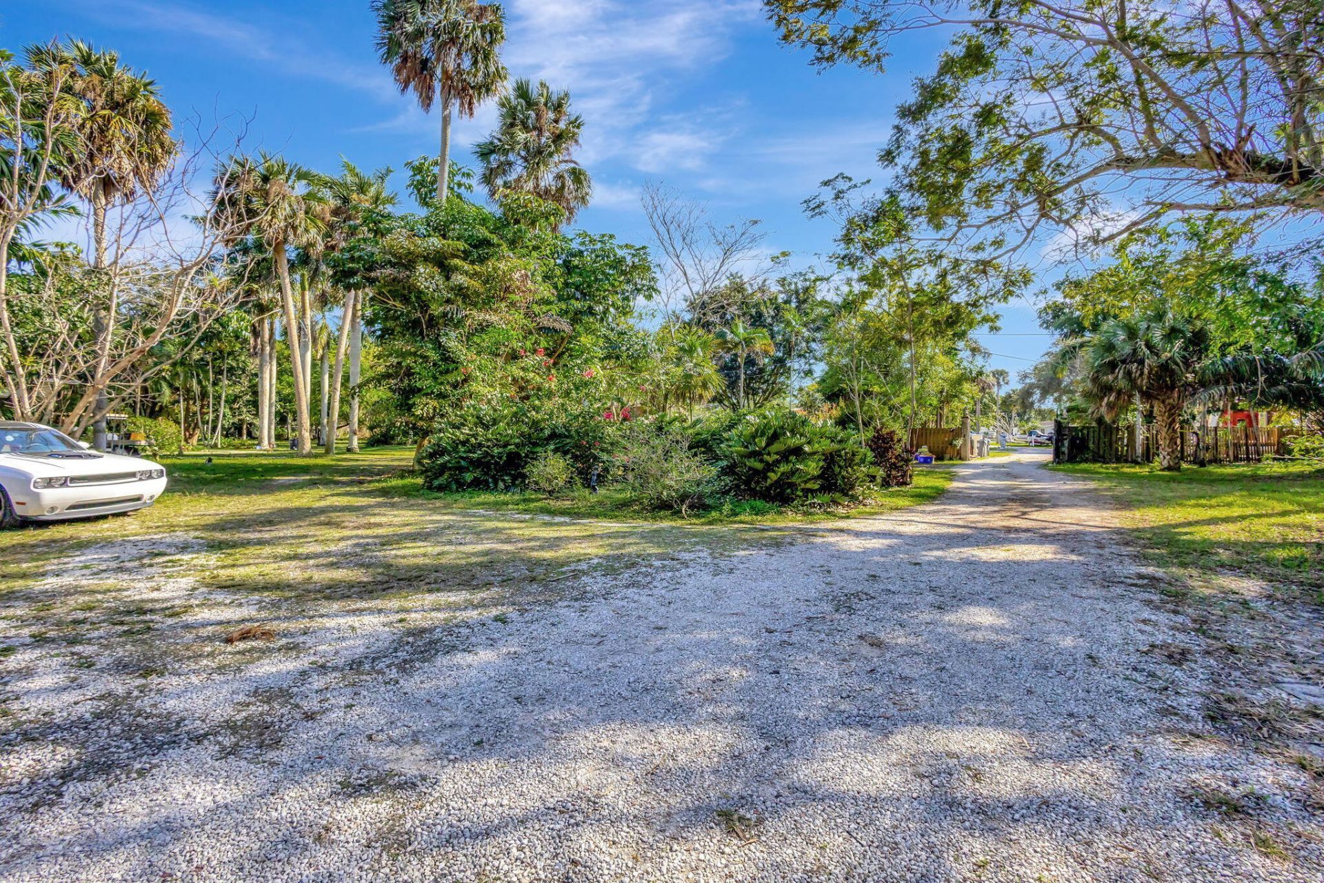 550 Skylake Drive, West Palm Beach, FL 33415 Photo