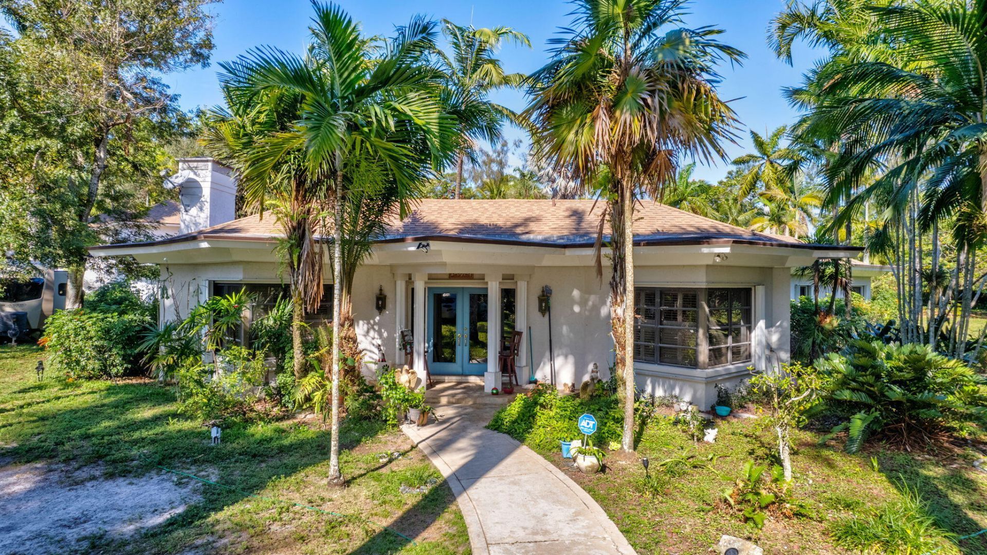 550 Skylake Drive, West Palm Beach, FL 33415 Photo