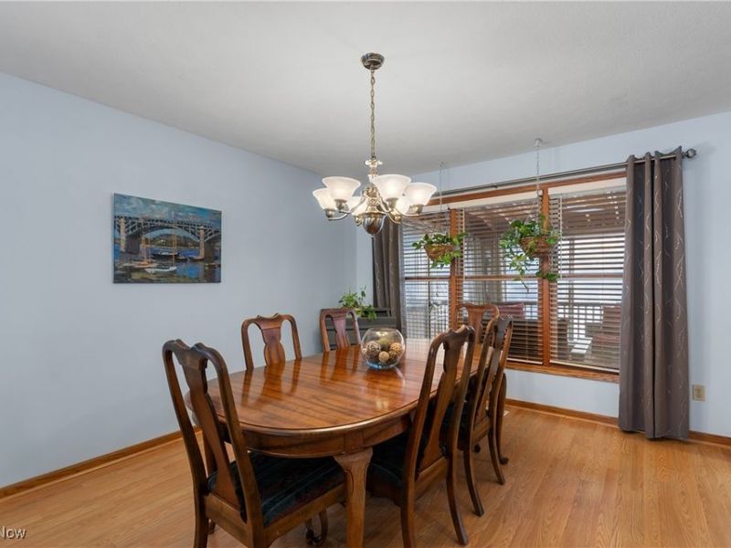 247 Hillside Drive, Wadsworth, OH 44281 Photo 12