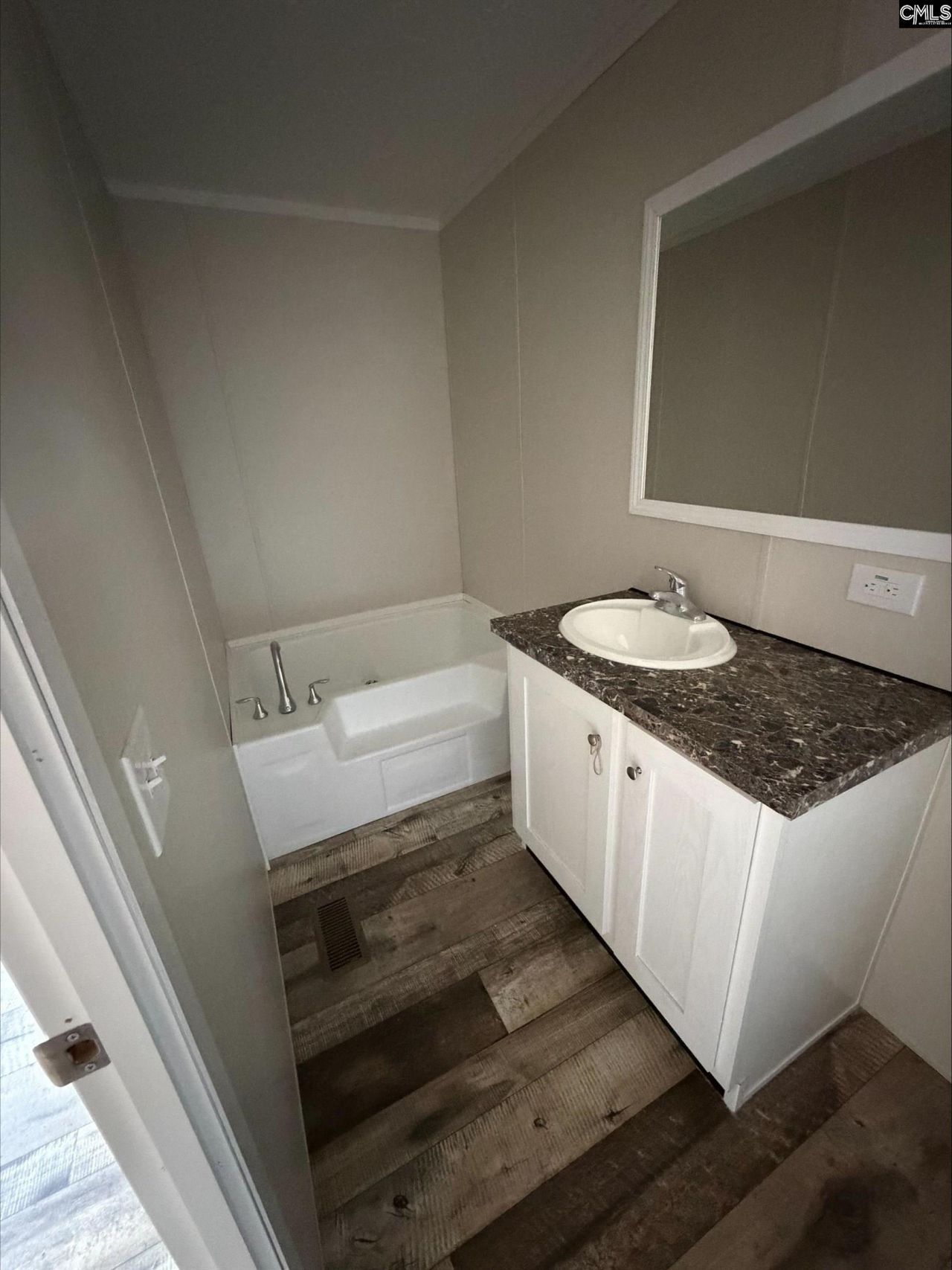 259 Gravel Road Photo 17