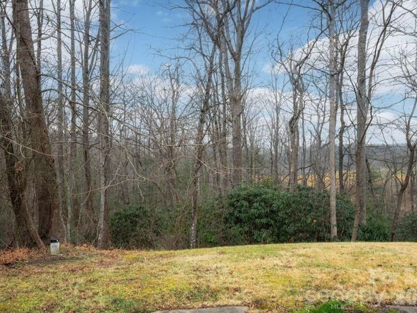 38 Gollum Drive, Fairview, NC 28730