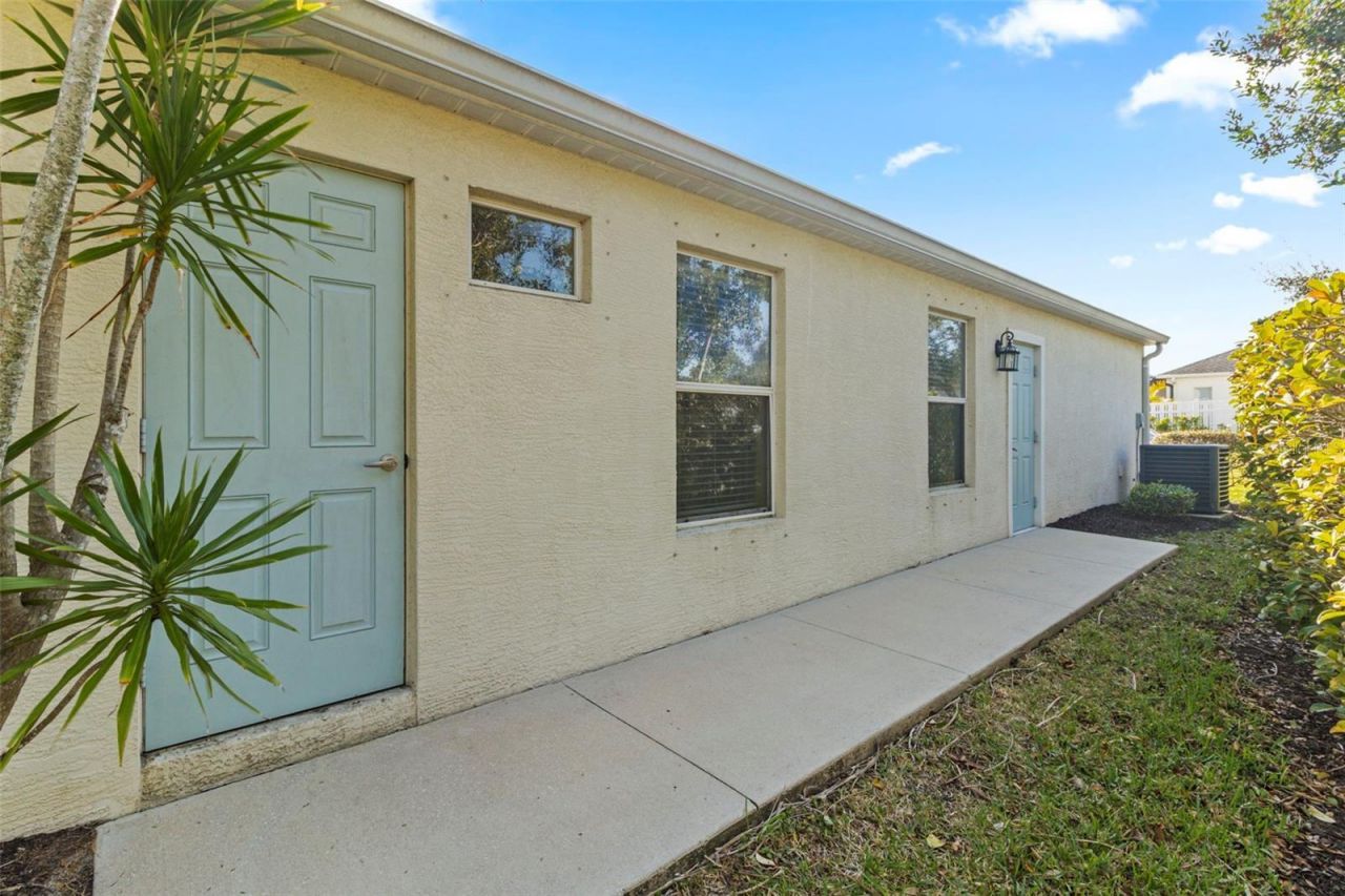 6404 Autumn Woods Way, Sarasota, FL 34243 Photo