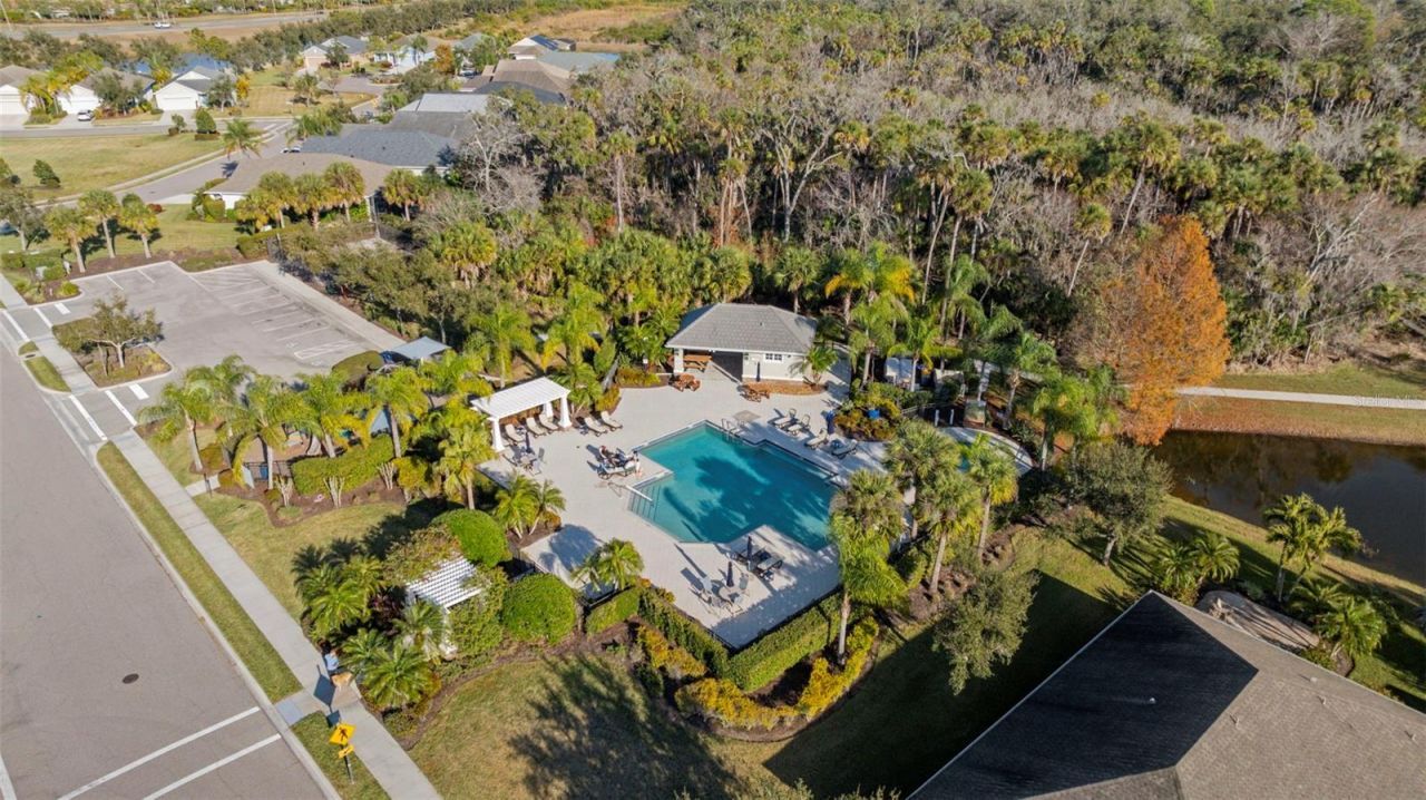 6404 Autumn Woods Way, Sarasota, FL 34243 Photo