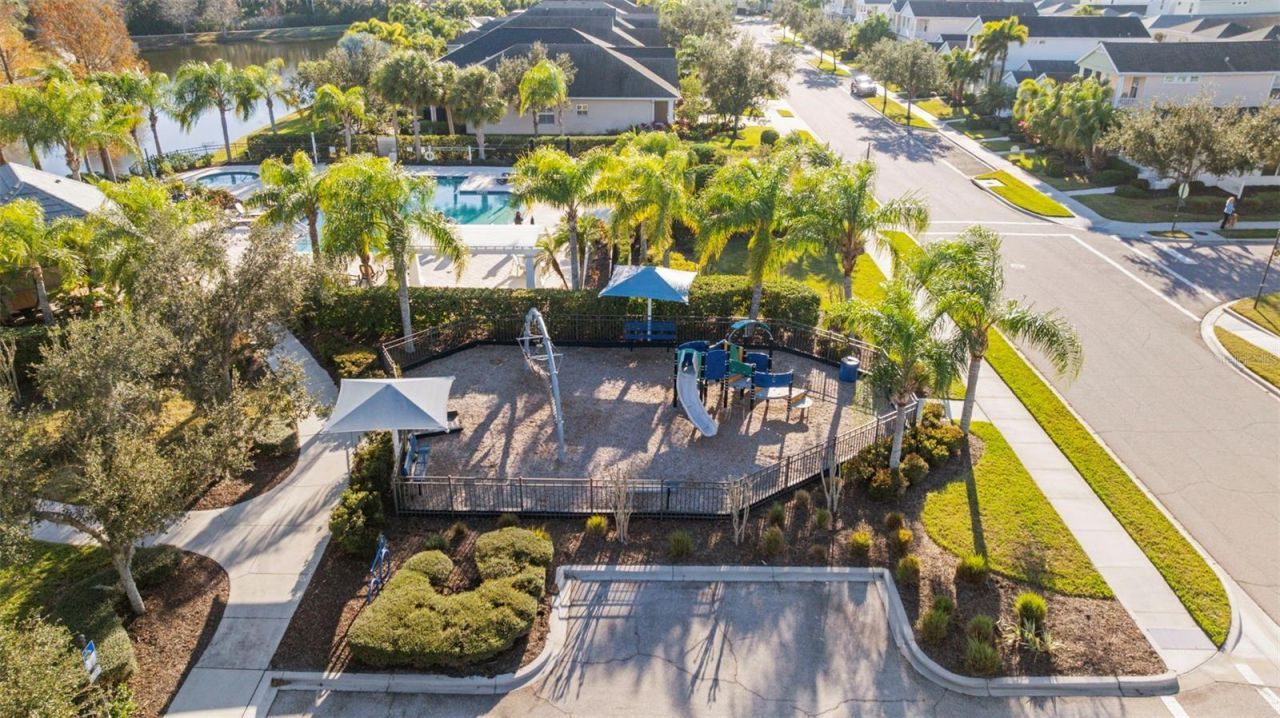 6404 Autumn Woods Way, Sarasota, FL 34243 Photo