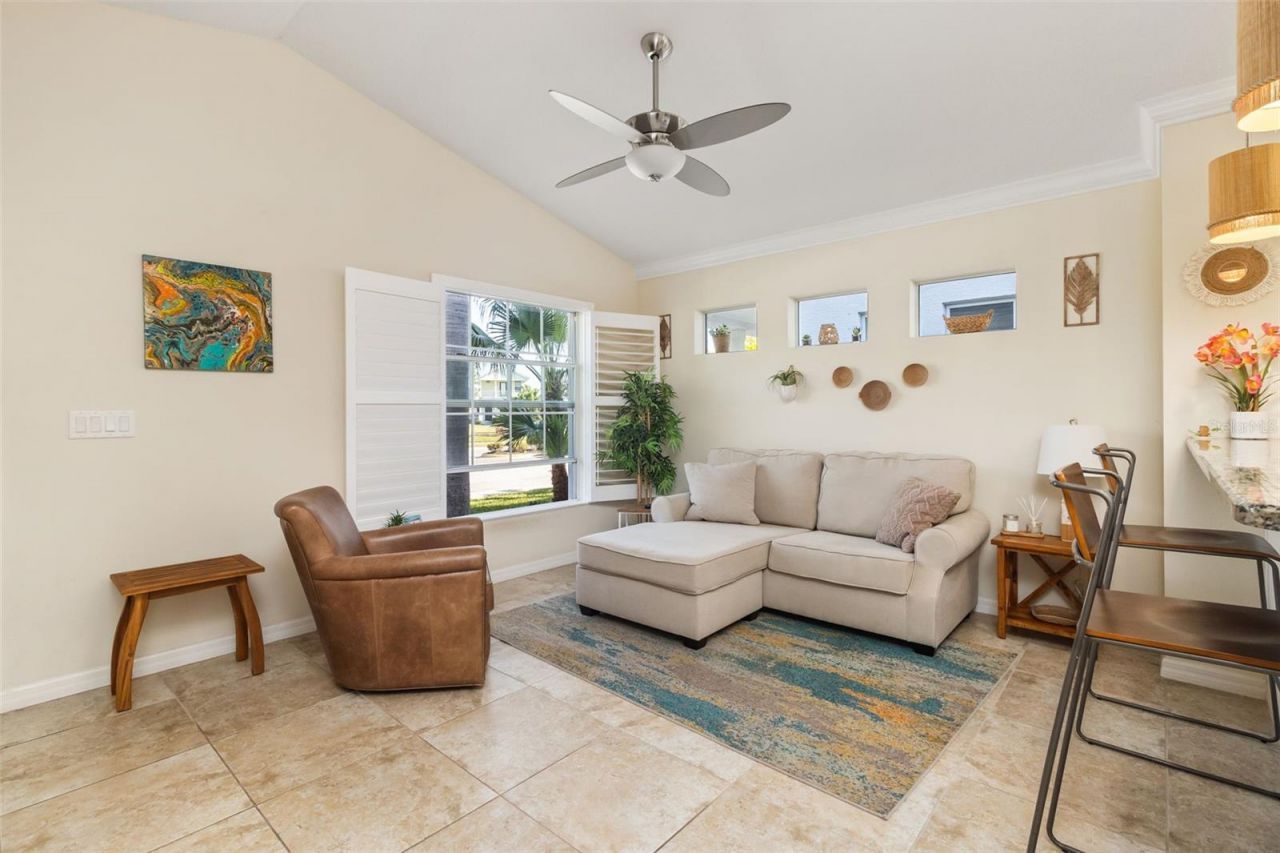 6404 Autumn Woods Way, Sarasota, FL 34243 Photo