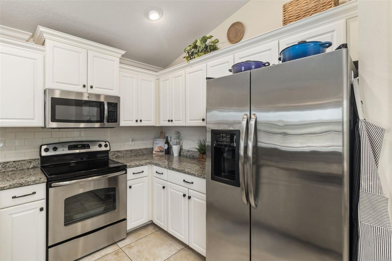 6404 Autumn Woods Way, Sarasota, FL 34243 Photo