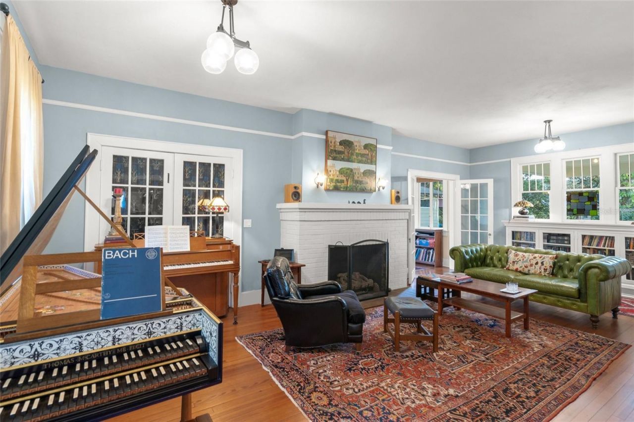 2445 Alameda Avenue, Sarasota, FL 34234 Photo