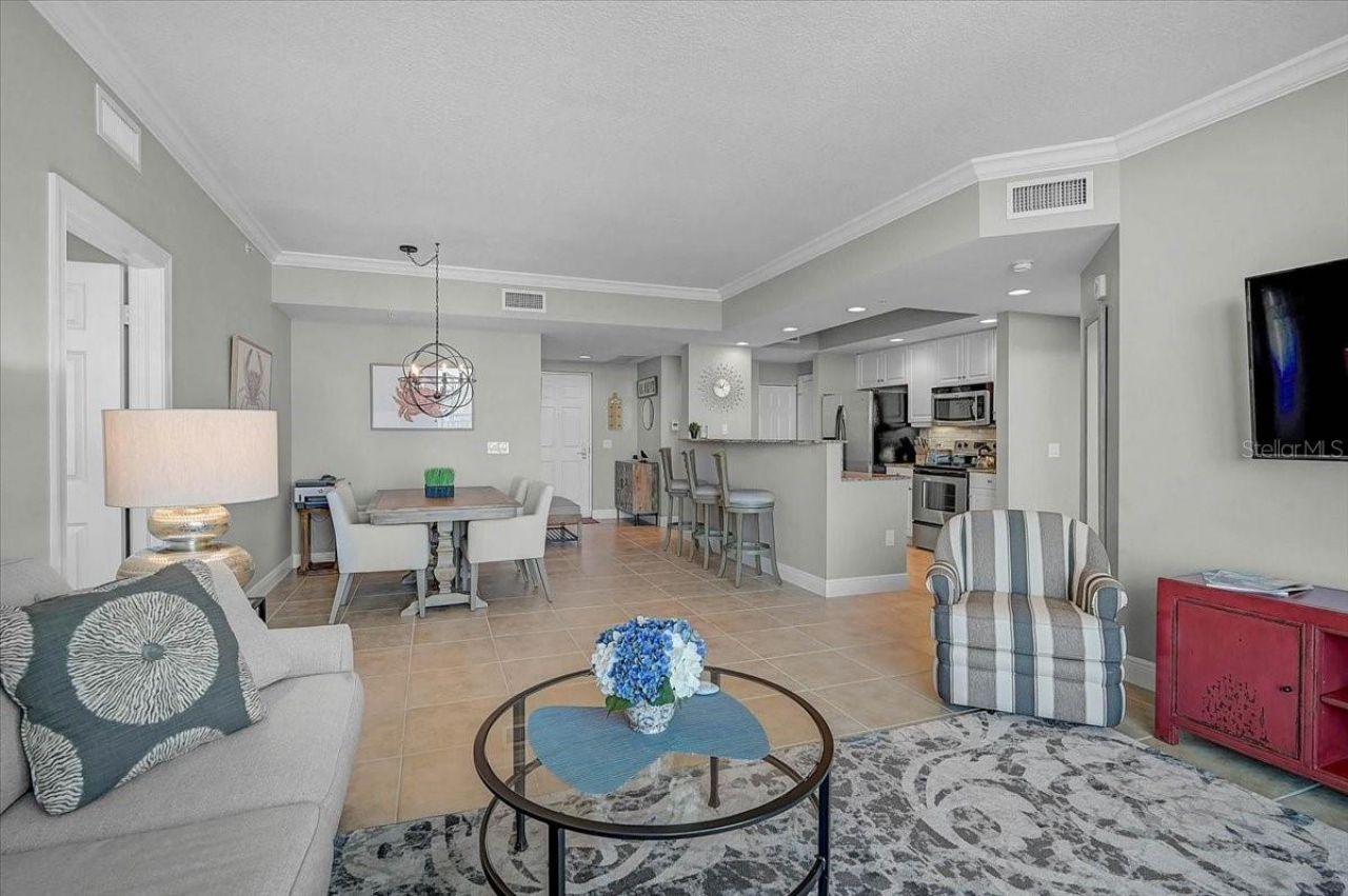 800 N Tamiami Trail, Unit 910, Sarasota, FL 34236 Photo