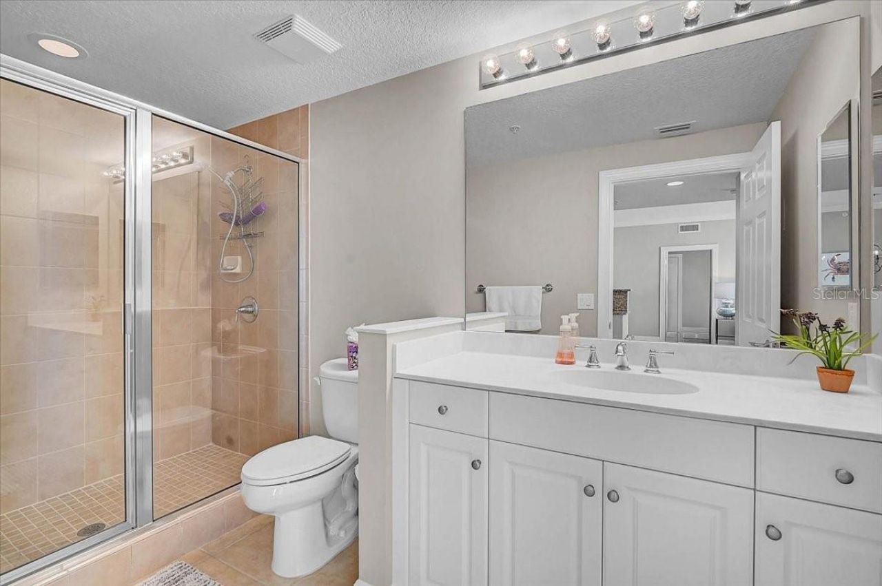 800 N Tamiami Trail, Unit 910, Sarasota, FL 34236 Photo