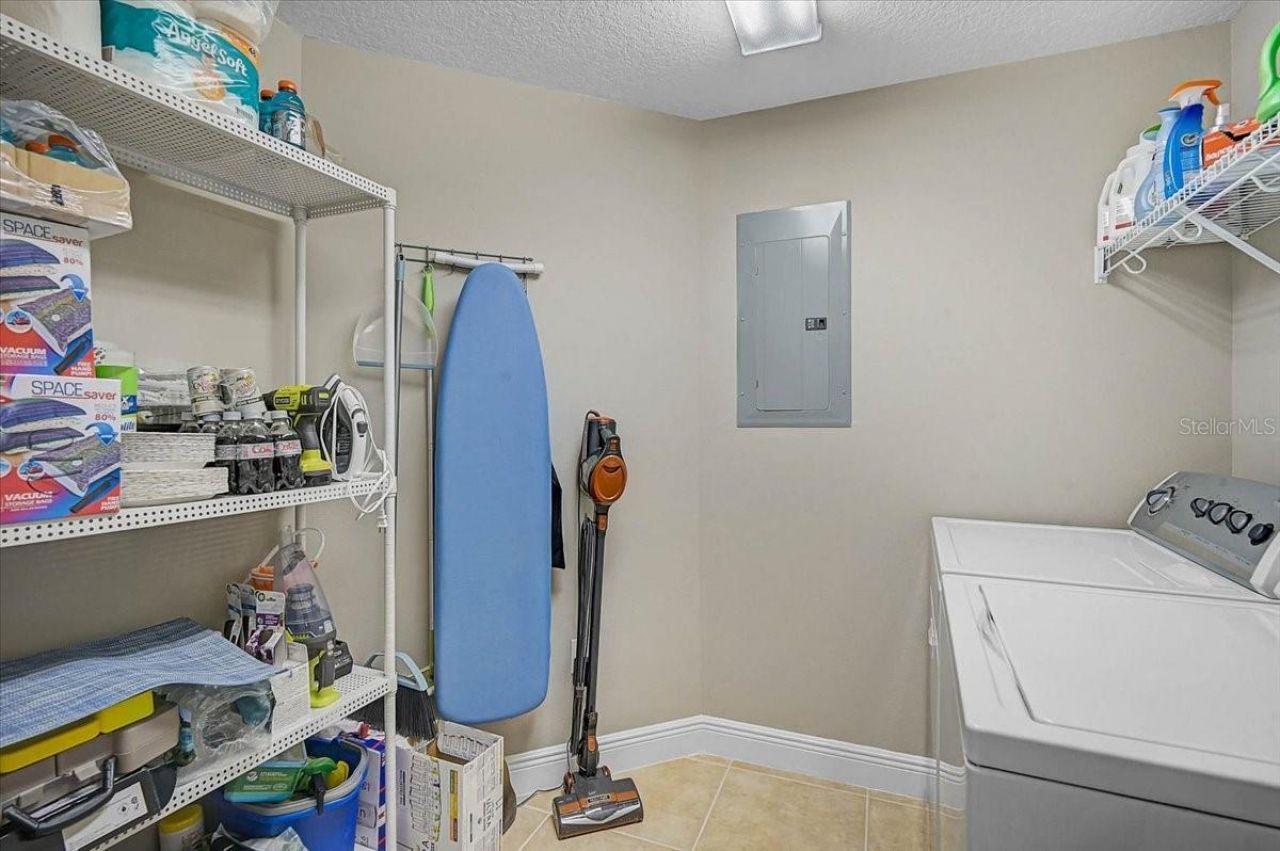 800 N Tamiami Trail, Unit 910, Sarasota, FL 34236 Photo