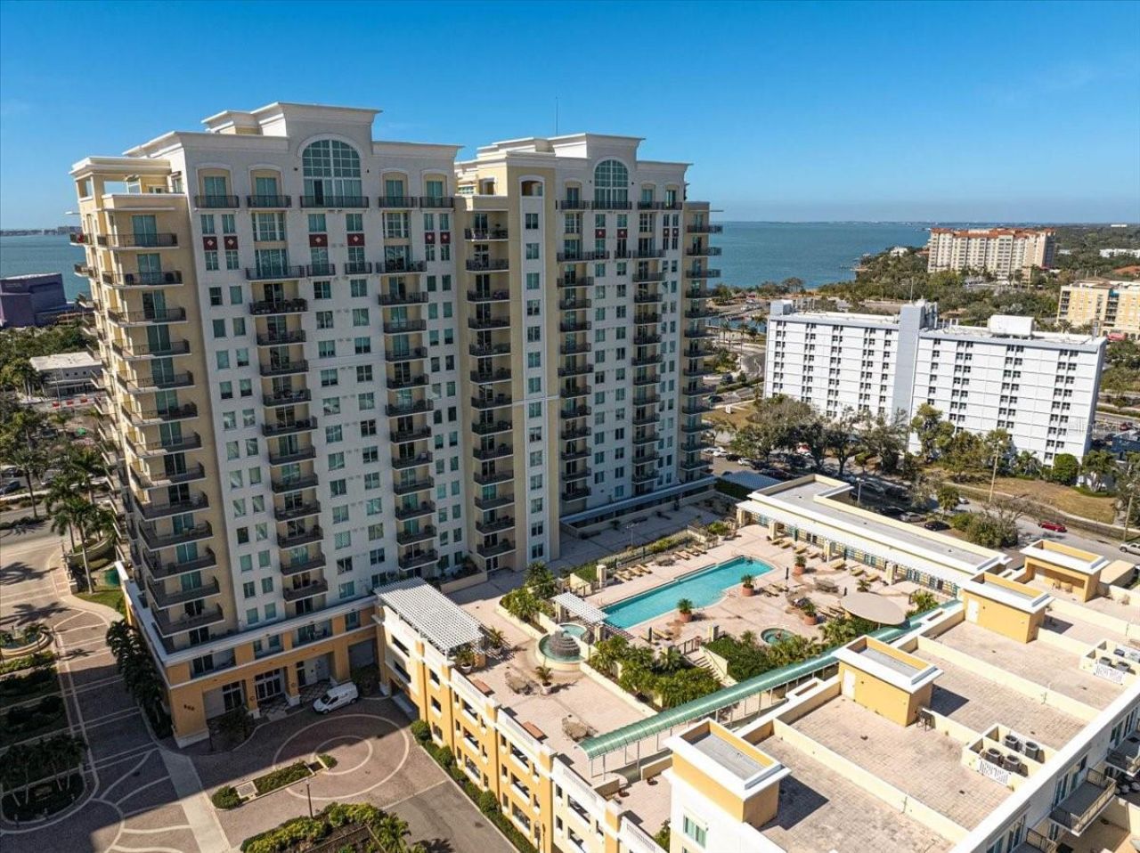 800 N Tamiami Trail, Unit 910, Sarasota, FL 34236 Photo