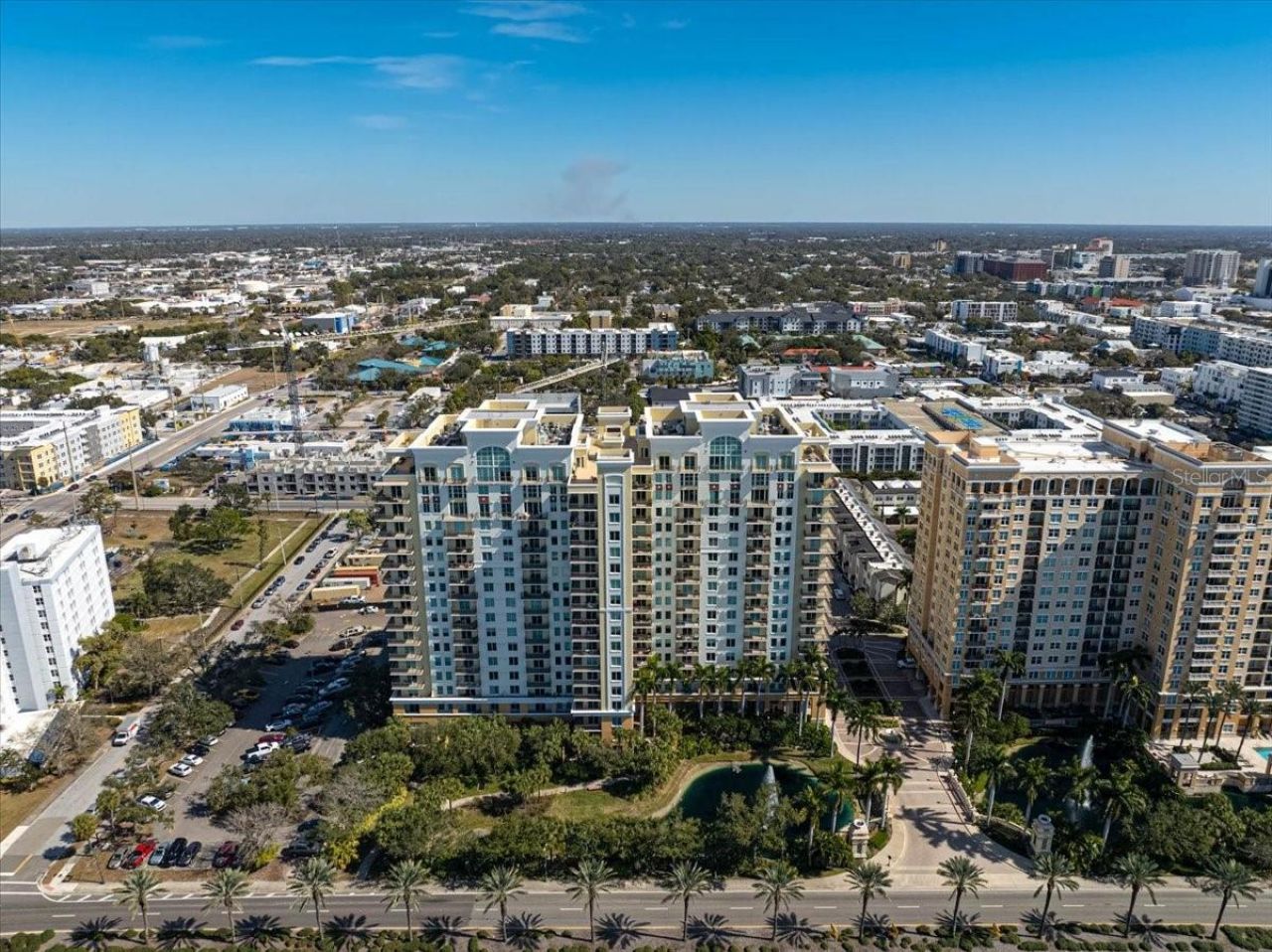 800 N Tamiami Trail, Unit 910, Sarasota, FL 34236 Photo