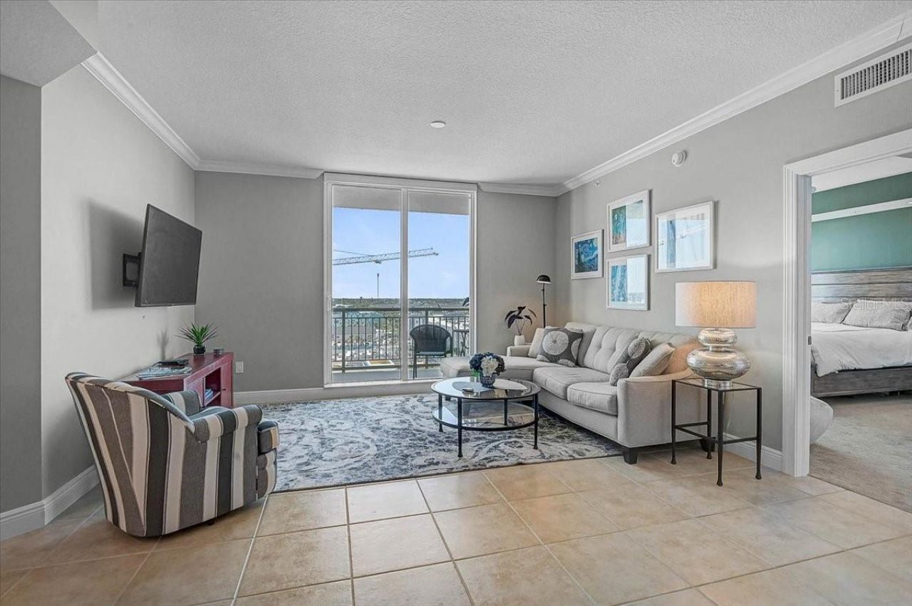 800 N Tamiami Trail, Unit 910, Sarasota, FL 34236 Photo