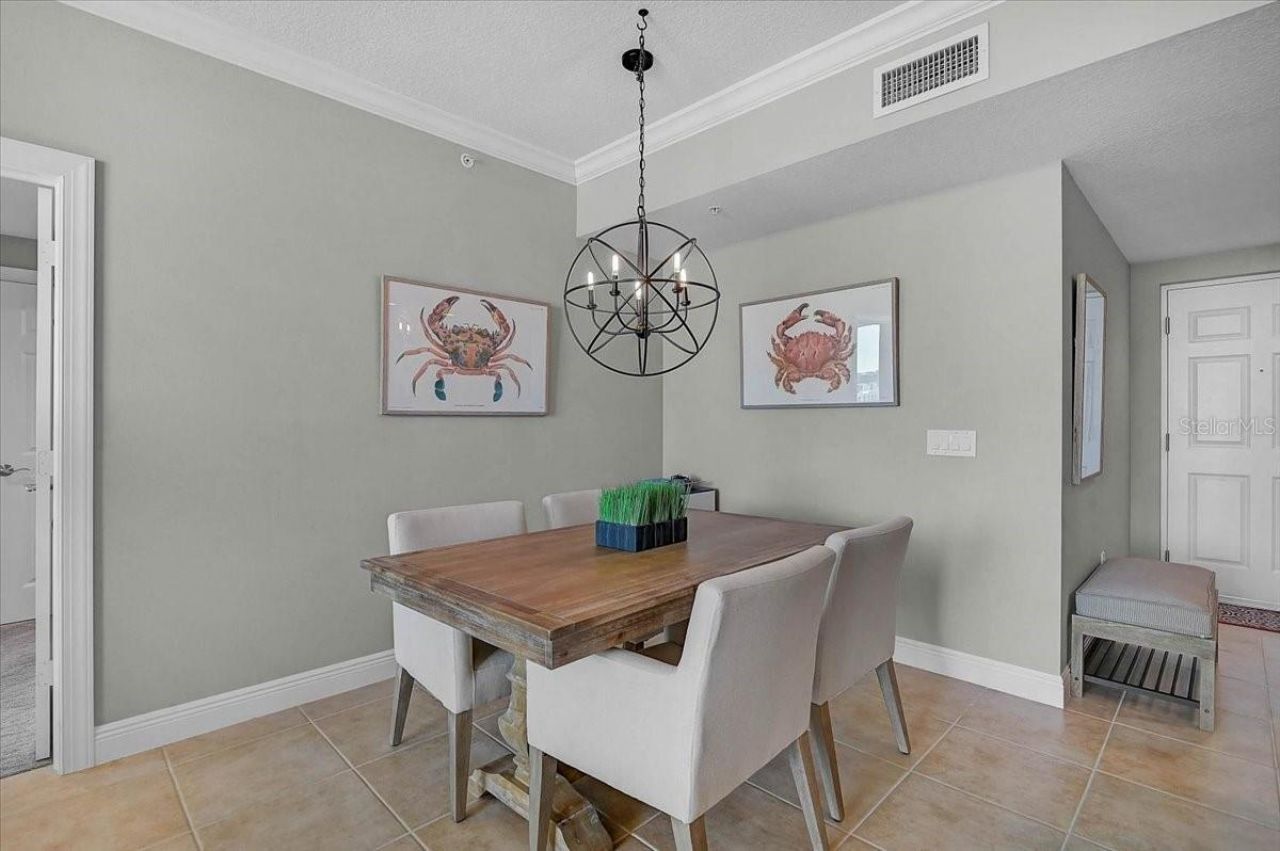 800 N Tamiami Trail, Unit 910, Sarasota, FL 34236 Photo