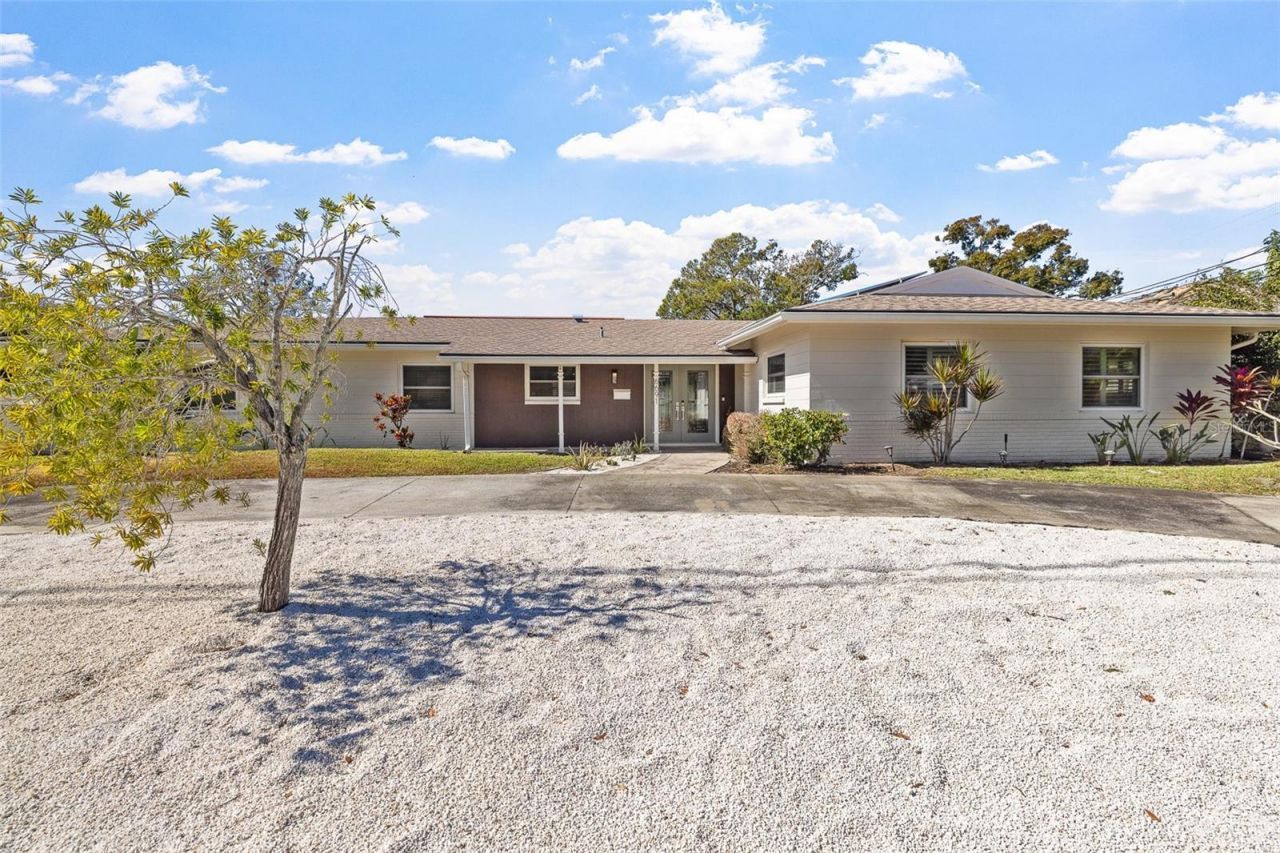 6691 23rd Street S, Saint Petersburg, FL 33712 Main Photo