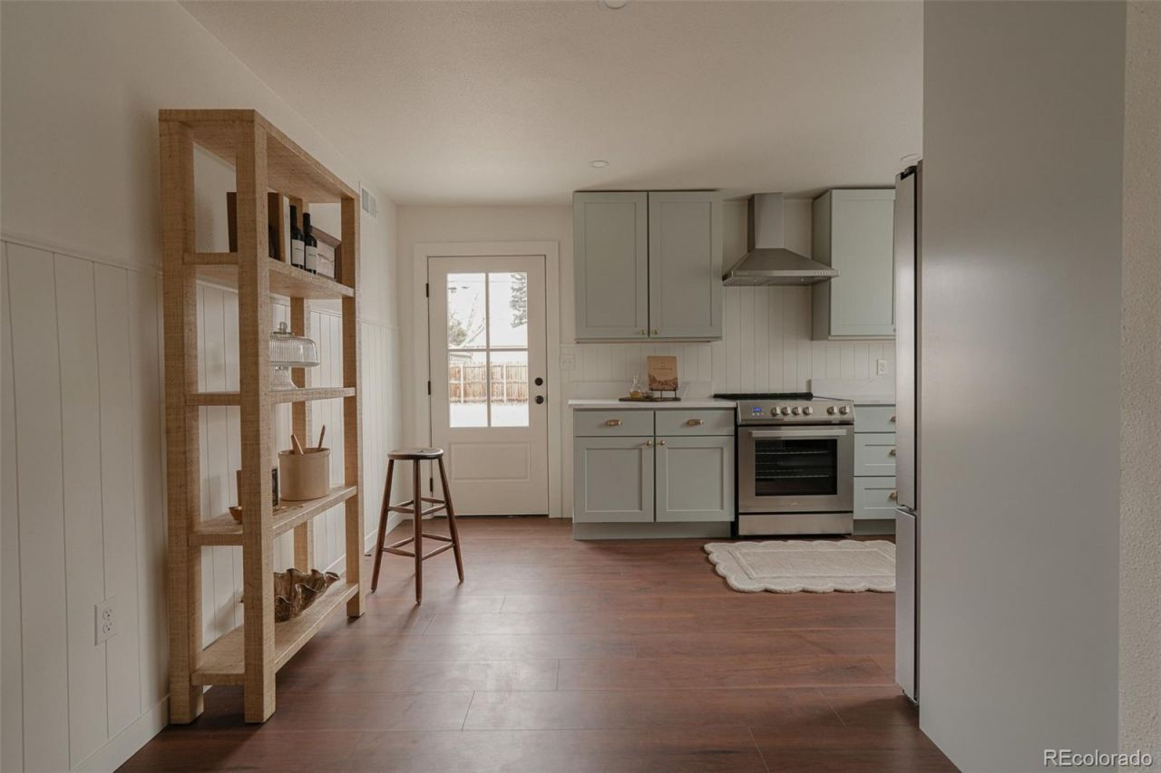 4198 S Washington Street, Englewood, CO 80113 Main Photo