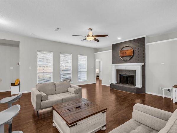 308 Glen Ridge Drive, Murphy, TX 75094