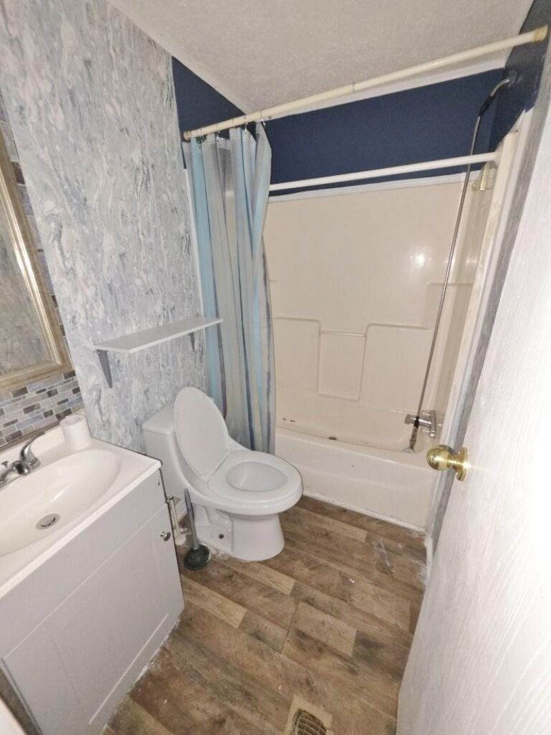 180 Cherry Tree Lane Photo 9