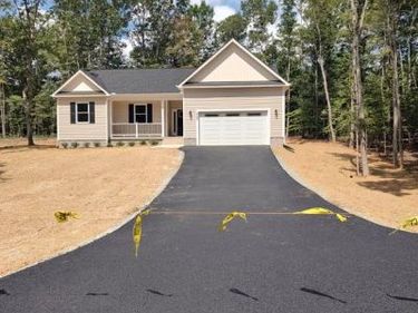 236 PELICAN WAY, MONTROSS, VA 22520