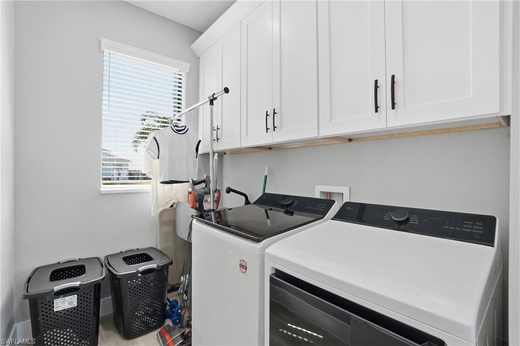 3911 NW 40th Ter, Cape Coral, FL 33993 Photo
