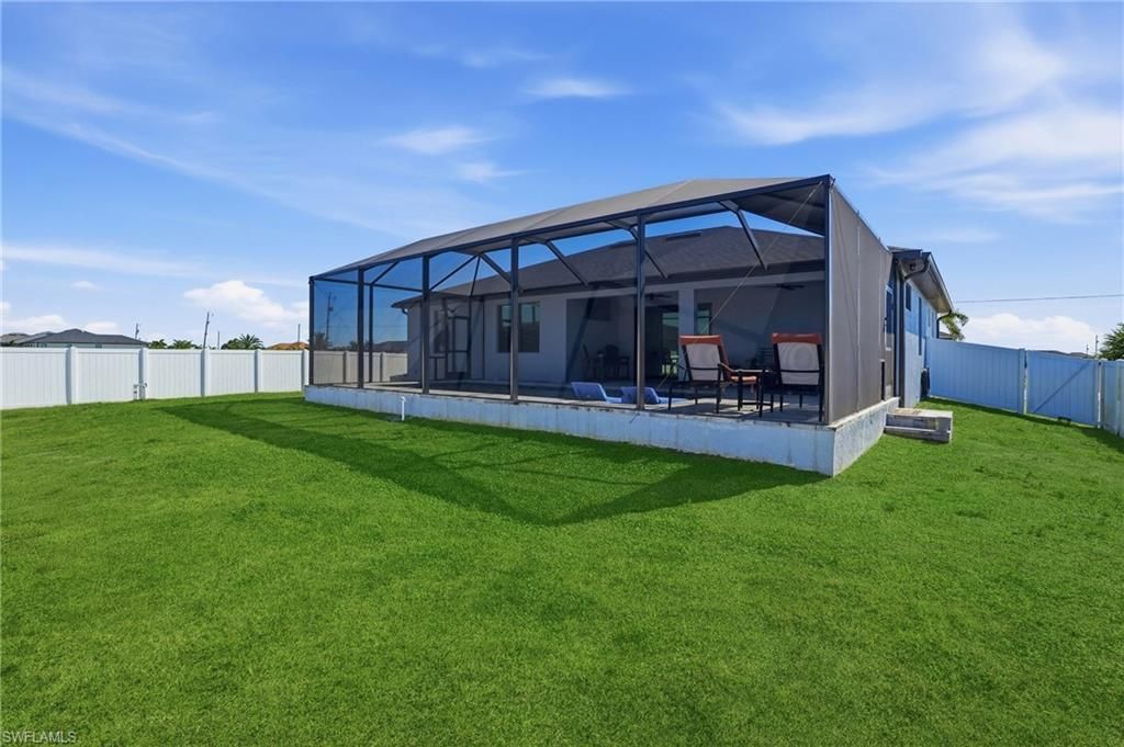 3911 NW 40th Ter, Cape Coral, FL 33993 Photo