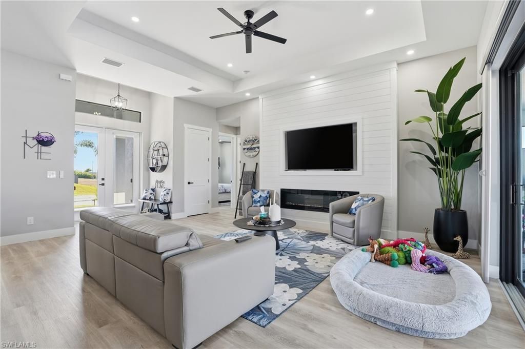 3911 NW 40th Ter, Cape Coral, FL 33993 Photo