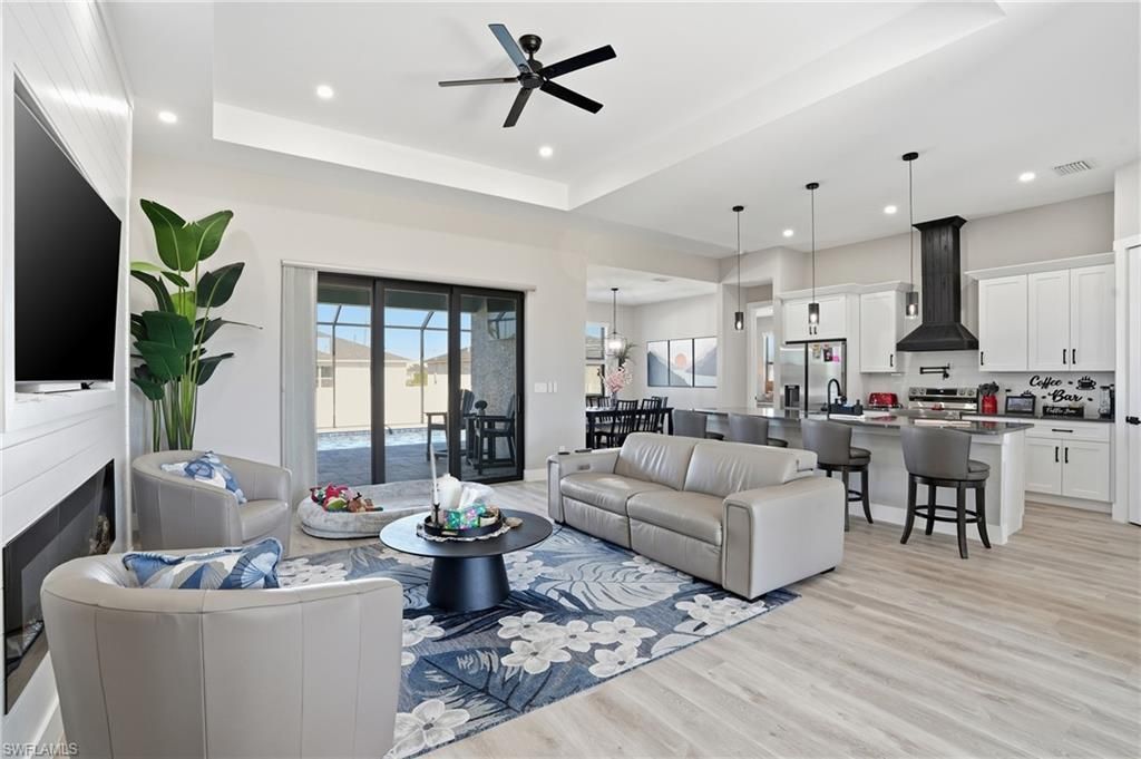 3911 NW 40th Ter, Cape Coral, FL 33993 Photo