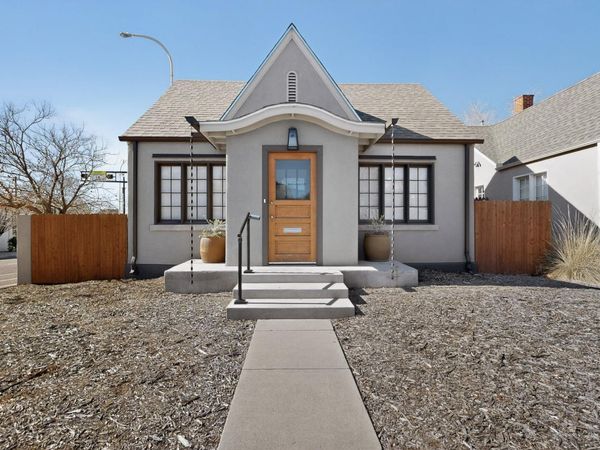 323 High Street SE, Albuquerque, NM 87102