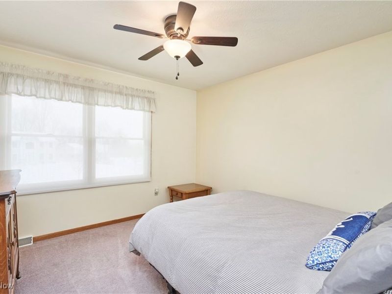 820 Lawrence Drive, Wadsworth, OH 44281 Photo 19