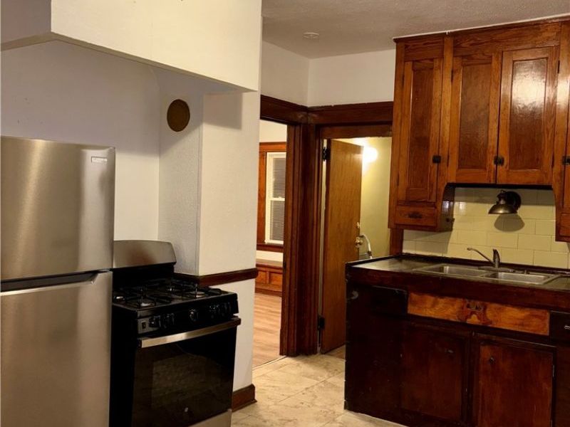 7523 Osage Avenue, Unit DOWN, Cleveland, OH 44105 Photo 10