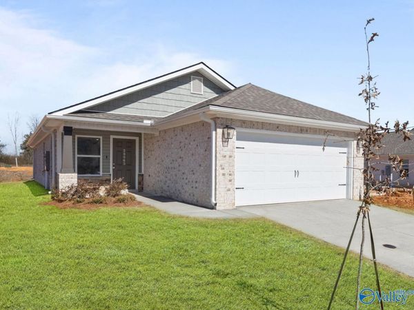 27988 Devvenshire Drive, Harvest, AL 35749