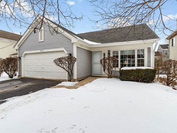 1216 Darnell Drive, Mundelein, IL 60060