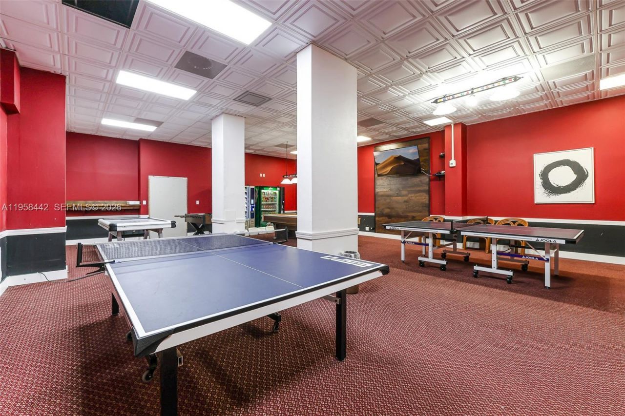 230 174th St , Unit 1404, Sunny Isles Beach, FL 33160 Photo