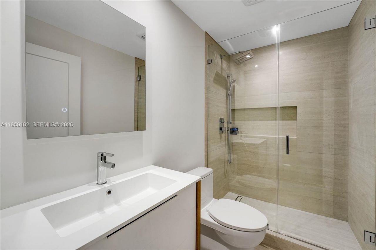 151 Crandon Blvd, Unit 136, Key Biscayne, FL 33149 Photo